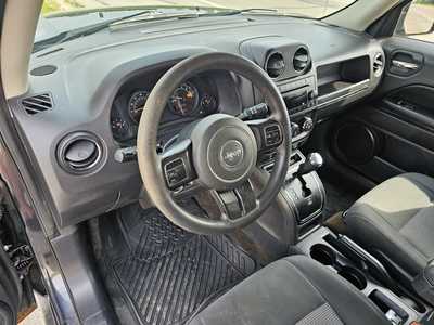 2014 Jeep Patriot, $2950. Photo 9