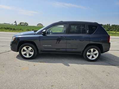 2015 Jeep Compass, $6995. Photo 3