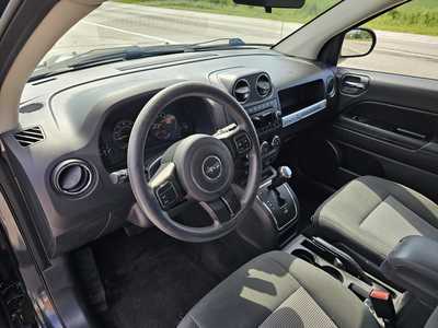2015 Jeep Compass, $6995. Photo 8