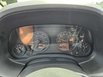 2015 Jeep Compass, $6995. Photo 10