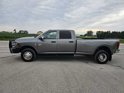 2012 RAM 3500 Crew Cab, $13900. Photo 3