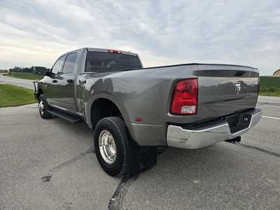 2012 RAM 3500 Crew Cab, $13900. Photo 4
