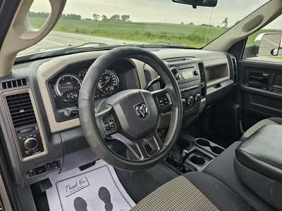 2012 RAM 3500 Crew Cab, $13900. Photo 9