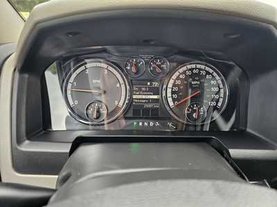2012 RAM 3500 Crew Cab, $13900. Photo 11
