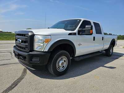 2016 Ford F350 Crew Cab, $17900. Photo 2