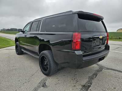 2015 Chevrolet Suburban, $9500. Photo 4