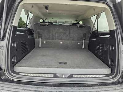 2015 Chevrolet Suburban, $9500. Photo 6