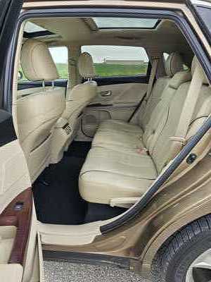 2012 Toyota Venza, $8500. Photo 6