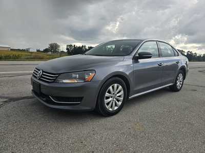 2015 Volkswagen Passat, $3950. Photo 2
