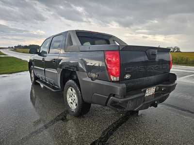 2003 Chevrolet Avalanche, $2500. Photo 4