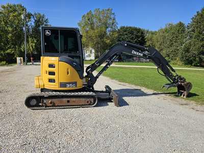 2019 John Deere , $39500. Photo 3