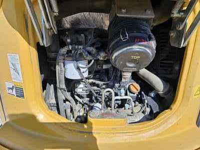 2019 John Deere , $39500. Photo 9