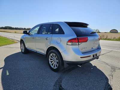 2011 Lincoln MKX, $3950. Photo 4