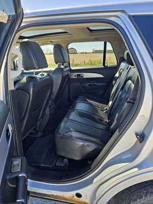 2011 Lincoln MKX, $3950. Photo 6