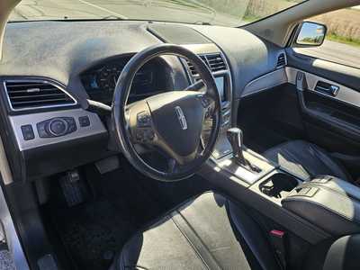 2011 Lincoln MKX, $3950. Photo 8