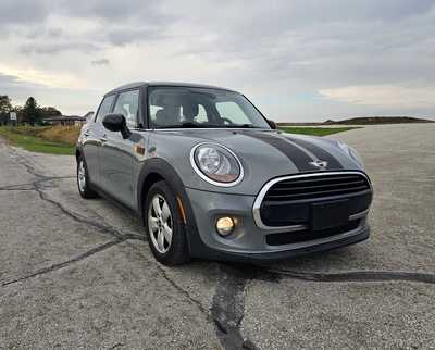 2016 MINI Cooper, $7950. Photo 1
