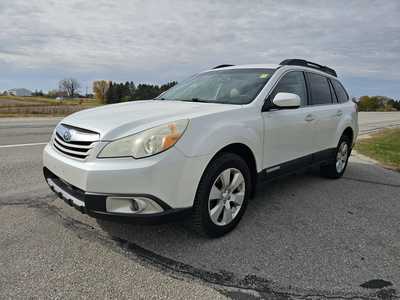 2011 Subaru Outback, $3500. Photo 2