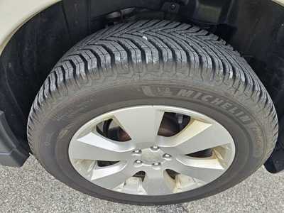 2011 Subaru Outback, $3500. Photo 5