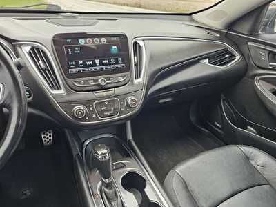 2016 Chevrolet Malibu, $3950. Photo 8