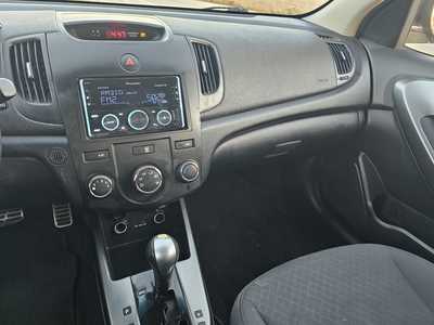 2010 Kia Forte, $2500. Photo 8