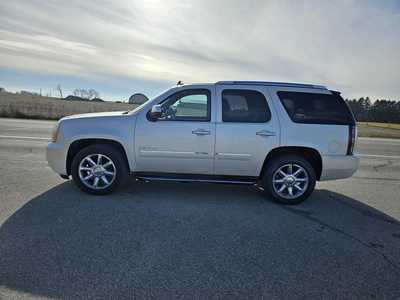 2010 GMC Yukon, $3900. Photo 3