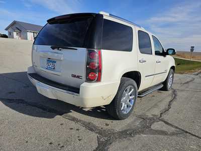 2010 GMC Yukon, $3900. Photo 5