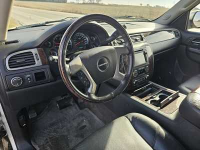 2010 GMC Yukon, $3900. Photo 9