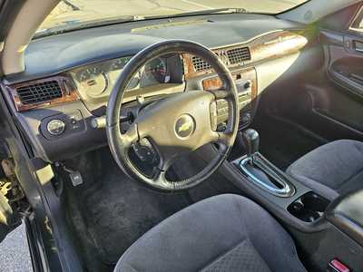 2014 Chevrolet Impala, $3900. Photo 7