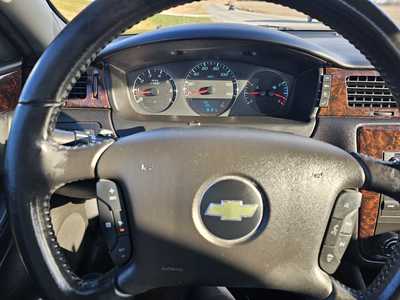 2014 Chevrolet Impala, $3900. Photo 9
