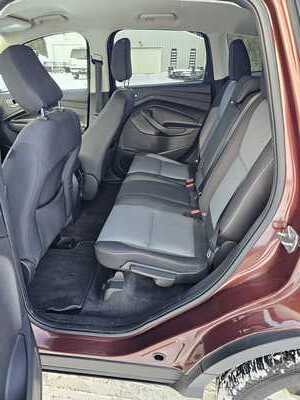 2018 Ford Escape, $5500. Photo 6