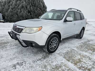 2009 Subaru Forester, $2900. Photo 2