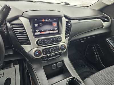 2015 GMC Yukon XL, $9900. Photo 10