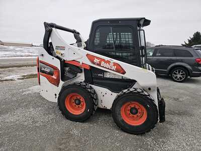 2022 Bobcat S22 , $33500. Photo 4