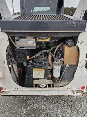 2022 Bobcat S22 , $33500. Photo 6