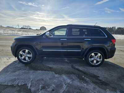 2012 Jeep Grand Cherokee, $6000. Photo 3