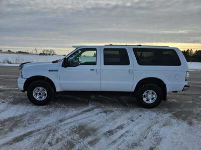 2001 Ford Excursion, $8500. Photo 3