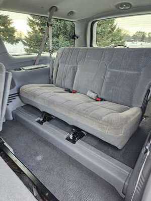 2001 Ford Excursion, $8500. Photo 5