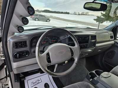 2001 Ford Excursion, $8500. Photo 9