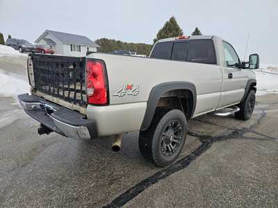 2006 Chevrolet 2500 Reg Cab, $12900. Photo 4