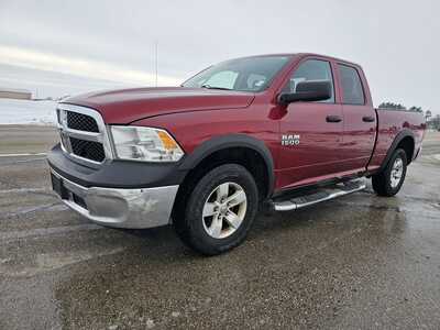 2013 RAM 1500 Crew Cab, $3500. Photo 2
