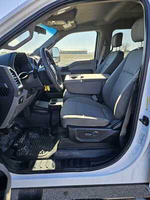 2019 Ford F350 Crew Cab, $26000. Photo 6