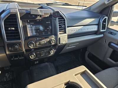 2019 Ford F350 Crew Cab, $26000. Photo 8