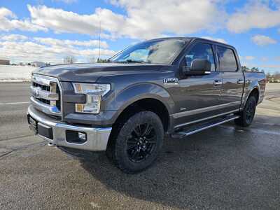 2016 Ford F150 Crew Cab, $9900. Photo 2