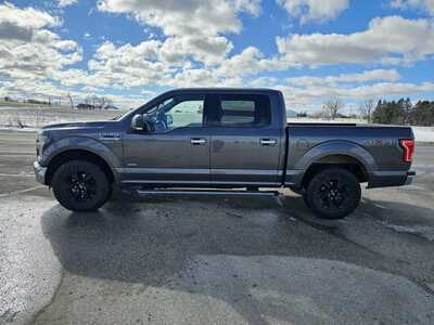 2016 Ford F150 Crew Cab, $9900. Photo 3