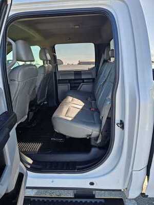 2019 Ford F250 Crew Cab, $23500. Photo 3