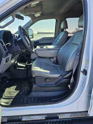 2019 Ford F250 Crew Cab, $23500. Photo 4