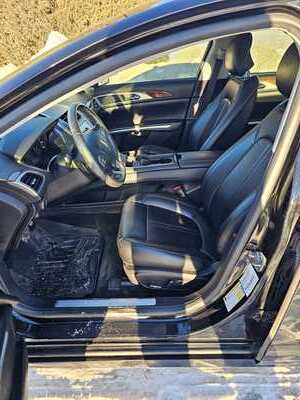 2016 Lincoln MKZ, $7995. Photo 6