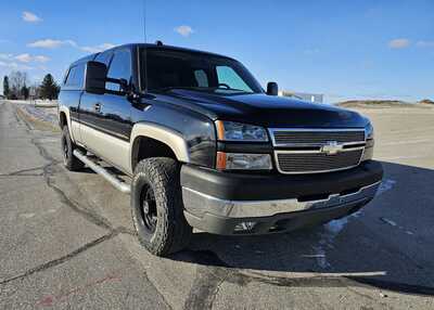 2005 Chevrolet 2500 Ext Cab, $9900. Photo 1