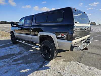 2005 Chevrolet 2500 Ext Cab, $9900. Photo 4