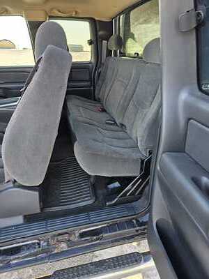 2005 Chevrolet 2500 Ext Cab, $9900. Photo 5